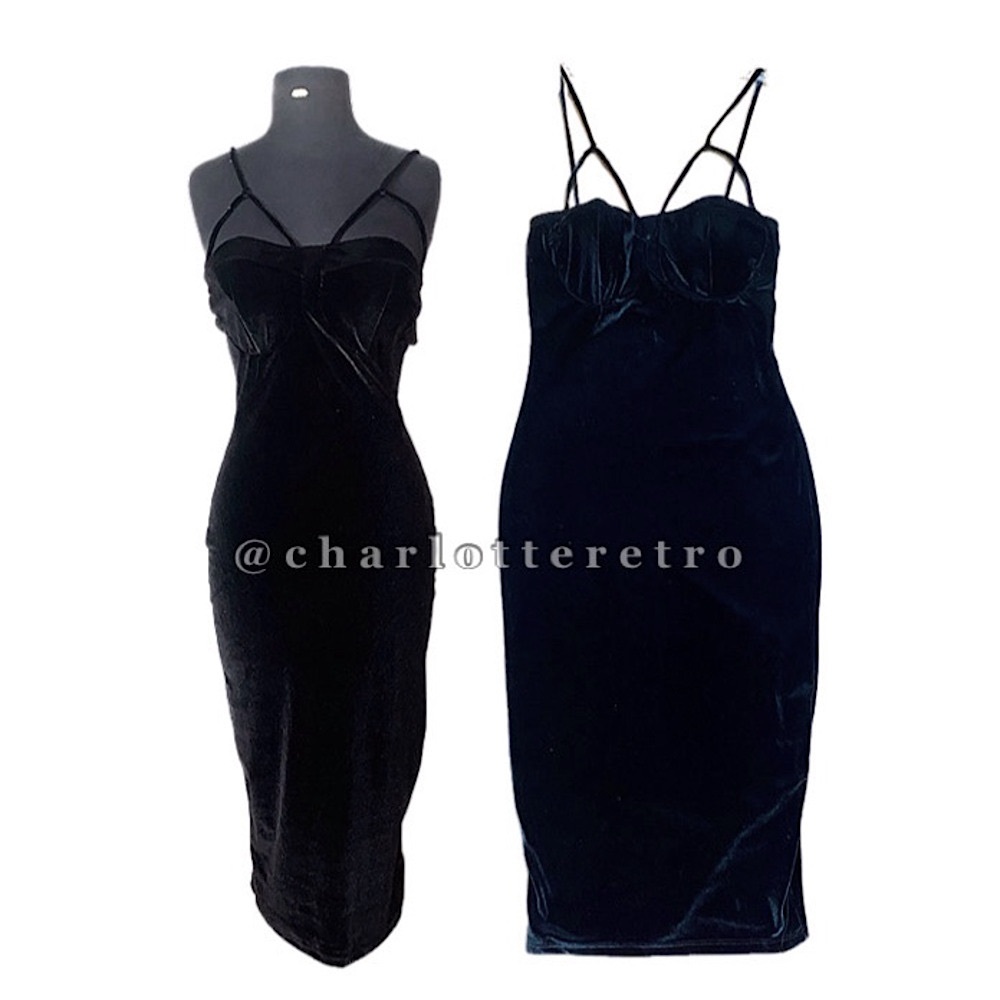 NWT Fashion Nova “Rich Like Velvet” Dress